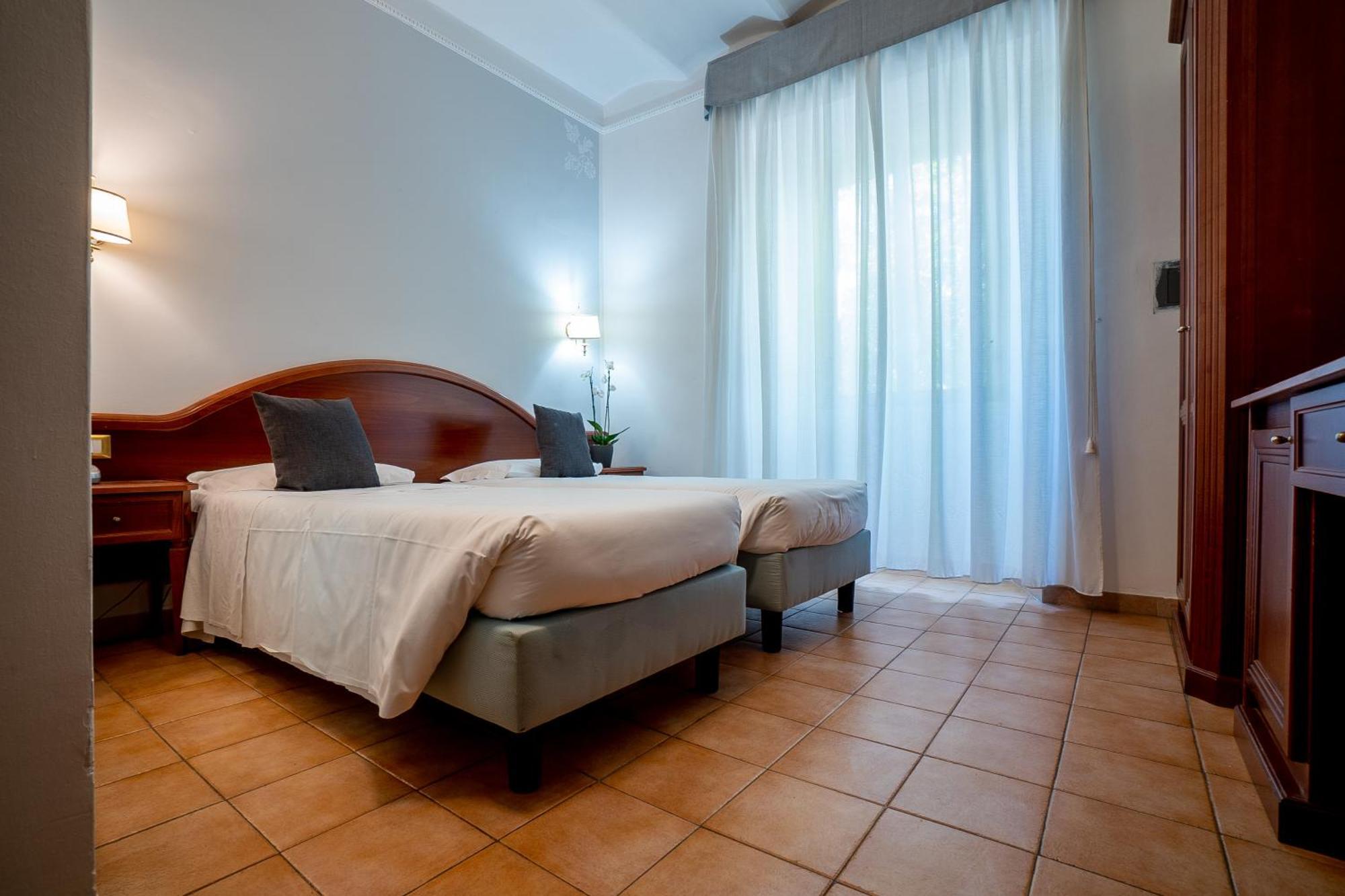Hotell Gabriella 3*